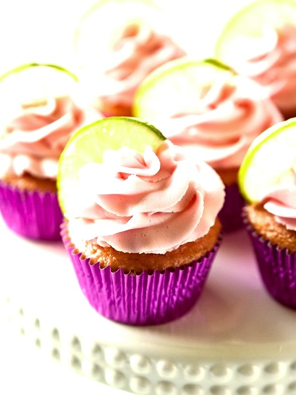 Recipe: Strawberry Margarita Cupcakes