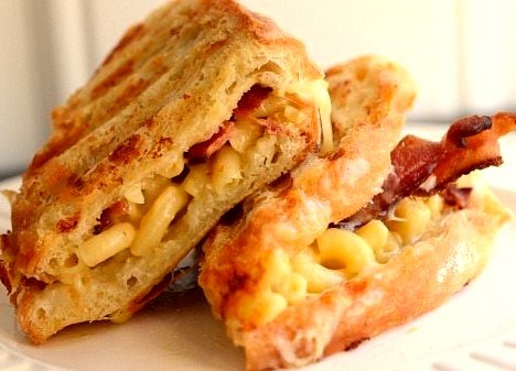 Grilled Bacon Mac and Cheese