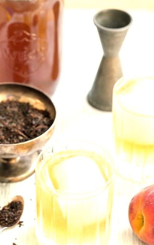 Peach Tea & Rum Cocktail (Source