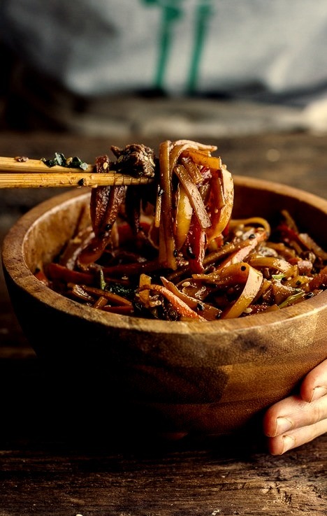 Stir Fry Beef and Toasted Sesame Noodles